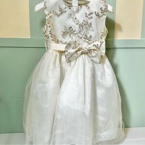 Barbie’s Apparel White/Ivory Special Occasion Dress | Size 3T